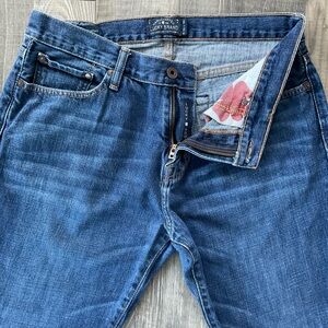 34x30 Lucky Brand 221 Original Straight Jeans 
# 7MP1795
100% cotton
Blue